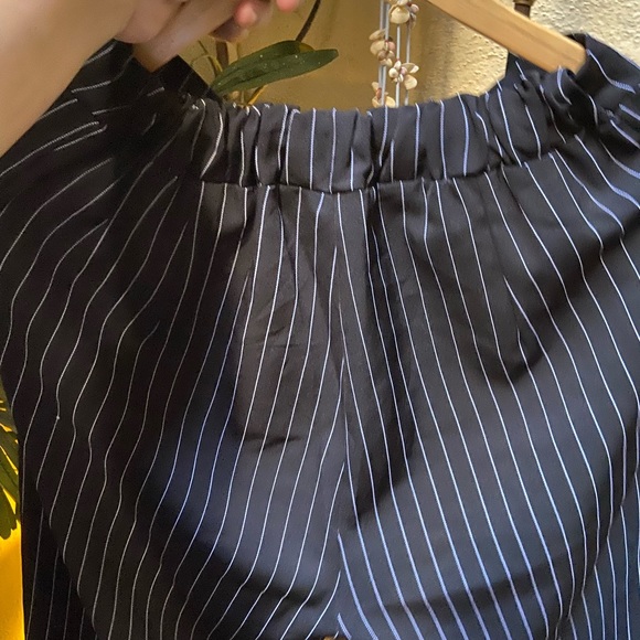 6️⃣5️⃣0️⃣ Strip Wide Leg Trousers. Size - M - Picture 13 of 17